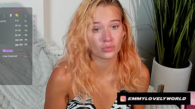 Snapshot of daughter_of_Ronaldo chatting on October 9, 2025, 5:44 pm daughter of Ronaldo online show from October 9, 2025, 5:44 pm