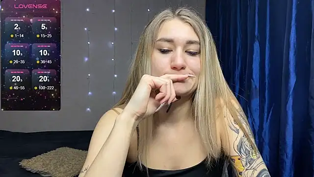 Silvia Shugarr online show from January 29, 2025, 8:14 pm