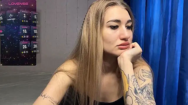 Silvia Shugarr online show from March 11, 2025, 7:37 am