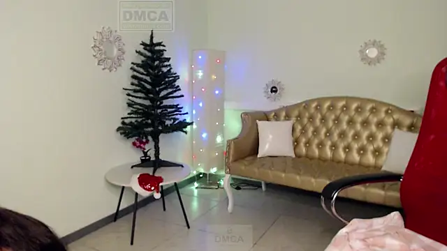 Snapshot of Lily_flower7 chatting on December 12, 2024, 3:43 am Lily flower7 online show from December 12, 2024, 3:43 am