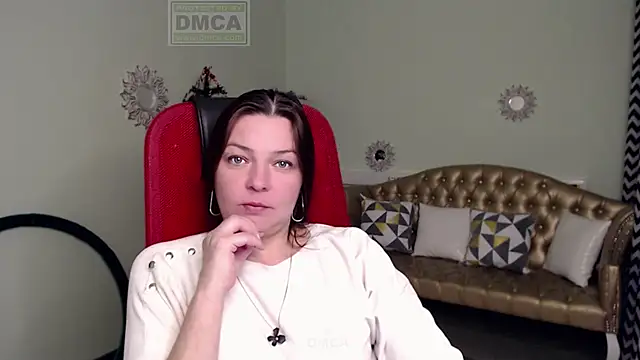 Snapshot of Lily_flower7 chatting on December 17, 2024, 4:12 am Lily flower7 online show from December 17, 2024, 4:12 am