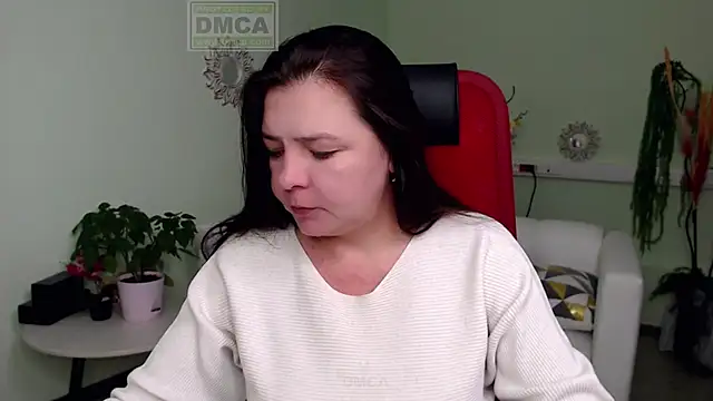 Snapshot of Lily_flower7 chatting on October 16, 2025, 5:52 am Lily flower7 online show from October 16, 2025, 5:52 am