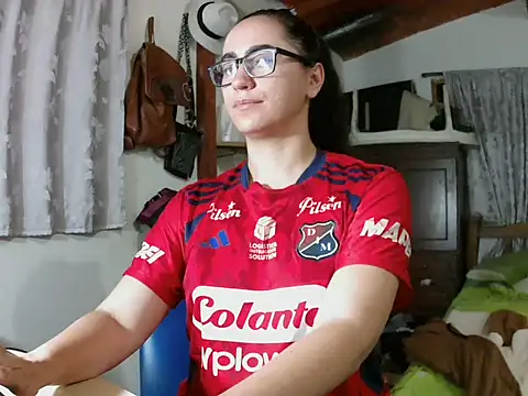 brittanycheeks online show from September 24, 2025, 1:31 am