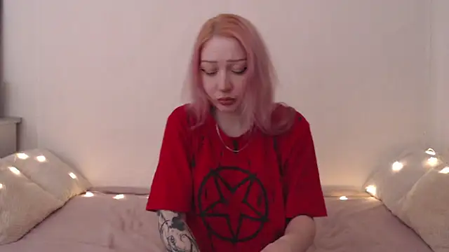 Snapshot of Emily_hardcore chatting on March 6, 2026, 8:38 pm Emily hardcore online show from March 6, 2026, 8:38 pm