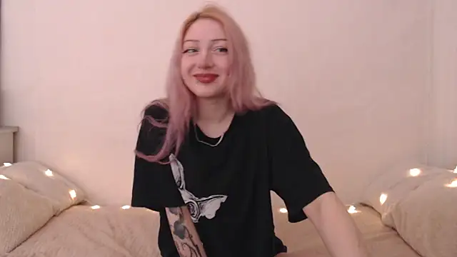 Snapshot of Emily_hardcore chatting on March 21, 2026, 10:02 pm Emily hardcore online show from March 21, 2026, 10:02 pm