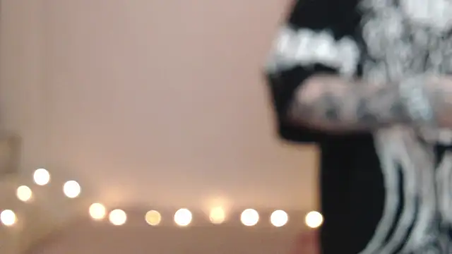 Emily hardcore online show from May 4, 2026, 9:11 pm