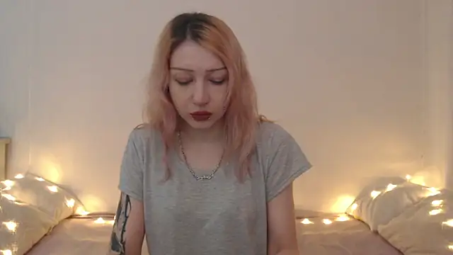 Emily hardcore online show from June 18, 2026, 9:30 pm