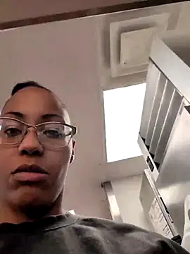 Snapshot of samone9 chatting on February 22, 2026, 9:02 pm samone9 online show from February 22, 2026, 9:02 pm