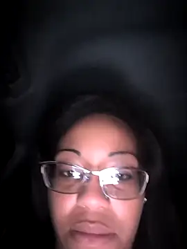 samone9 online show from May 3, 2026, 2:39 am