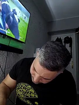 antonioM84 online show from February 5, 2026, 5:17 pm