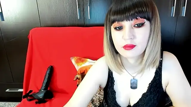 DaisyMun online show from June 25, 2026, 4:45 am