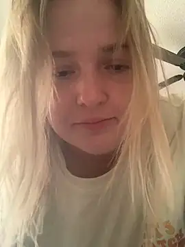 cammy2 online show from February 26, 2025, 6:00 pm