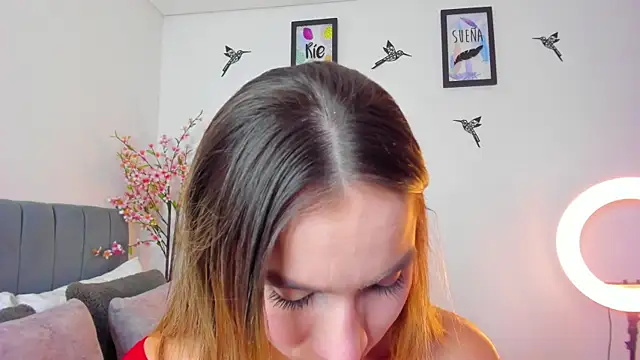 Snapshot of im_sarah34 chatting on January 4, 2025, 8:27 pm im sarah34 online show from January 4, 2025, 8:27 pm