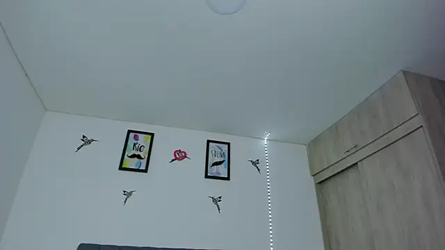 Snapshot of im_sarah34 chatting on March 7, 2026, 5:48 am im sarah34 online show from March 7, 2026, 5:48 am