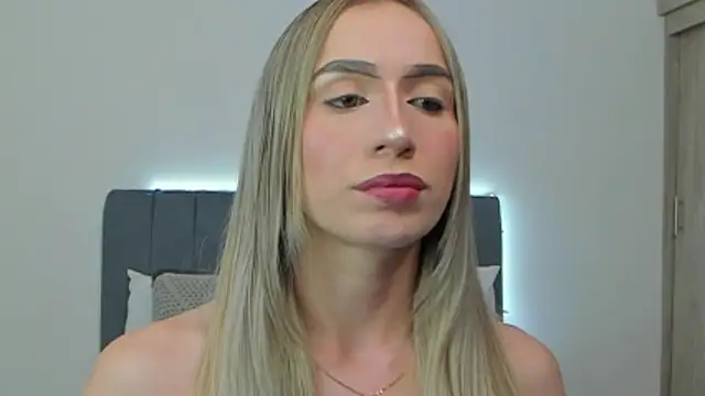 im sarah34 online show from May 9, 2026, 3:01 am