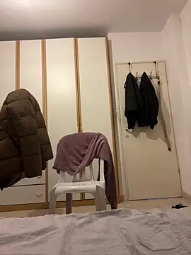 vinzpnr210 online show from March 7, 2026, 10:07 pm