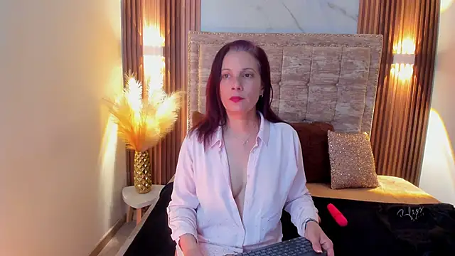 Snapshot of ada_mclaine chatting on February 22, 2025, 12:08 pm ada mclaine online show from February 22, 2025, 12:08 pm