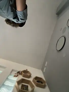 Mila Morgan online show from November 27, 2025, 2:41 pm