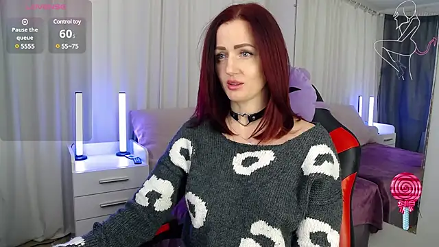 ElisaJane online show from December 14, 2024, 8:18 pm