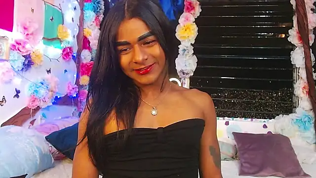 Snapshot of Karly_coffe chatting on December 7, 2024, 6:43 am Karly coffe online show from December 7, 2024, 6:43 am