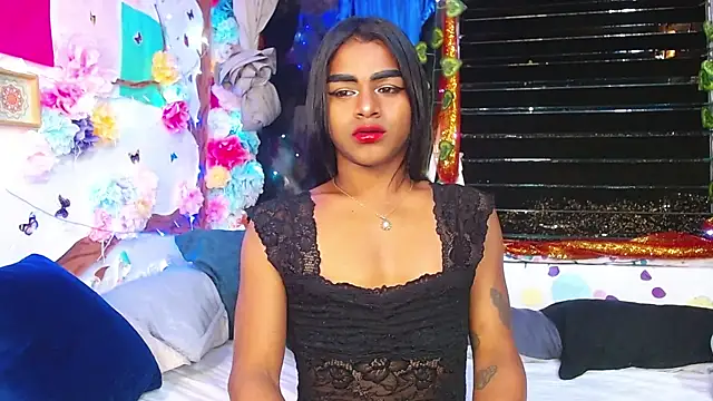 Snapshot of Karly_coffe chatting on January 10, 2025, 2:04 am Karly coffe online show from January 10, 2025, 2:04 am