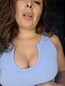 lauramcdowell1 online show from June 27, 2026, 8:25 pm