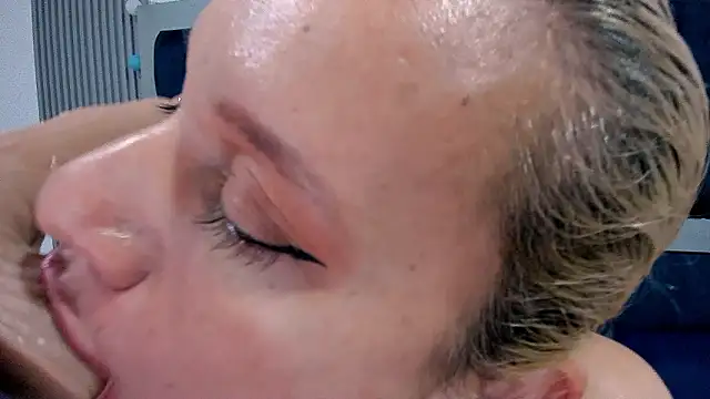 Snapshot of sofia_mature chatting on December 9, 2024, 12:40 pm sofia mature online show from December 9, 2024, 12:40 pm