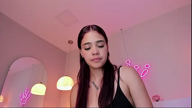 violeth hill online show from December 24, 2024, 2:21 am