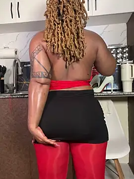 juicybatate online show from January 30, 2025, 9:36 am