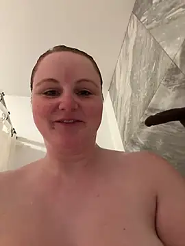 GingerSnap33 online show from December 8, 2024, 12:07 am