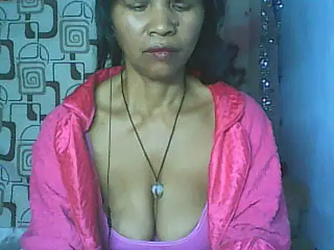 nene belle online show from June 4, 2026, 6:47 pm