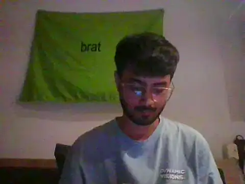 Snapshot of snowdropsitall chatting on March 12, 2025, 7:28 pm snowdropsitall online show from March 12, 2025, 7:28 pm