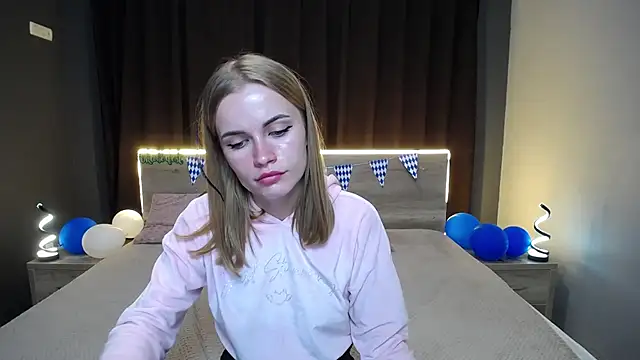 Snapshot of MargaritaKiss chatting on September 23, 2025, 6:44 pm MargaritaKiss online show from September 23, 2025, 6:44 pm