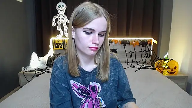 Snapshot of MargaritaKiss chatting on October 16, 2025, 7:15 pm MargaritaKiss online show from October 16, 2025, 7:15 pm