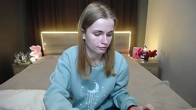 Snapshot of MargaritaKiss chatting on February 6, 2026, 8:12 pm MargaritaKiss online show from February 6, 2026, 8:12 pm