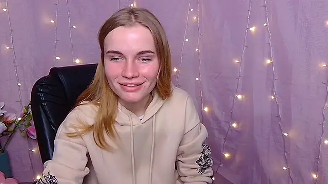 Snapshot of MargaritaKiss chatting on February 18, 2026, 7:43 pm MargaritaKiss online show from February 18, 2026, 7:43 pm