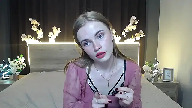 Snapshot of MargaritaKiss chatting on March 13, 2026, 8:04 pm MargaritaKiss online show from March 13, 2026, 8:04 pm