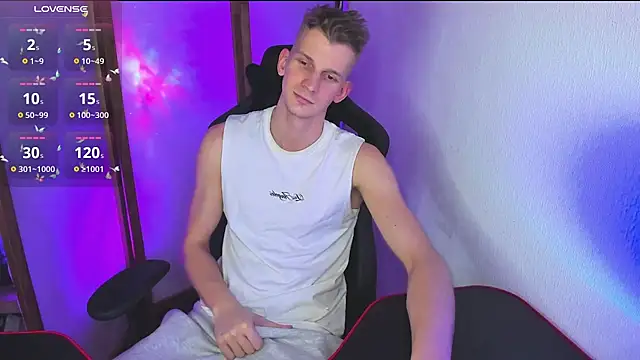 Snapshot of Brad_Maloney chatting on February 2, 2025, 6:53 pm Brad Maloney online show from February 2, 2025, 6:53 pm