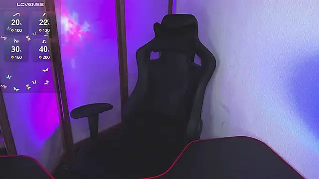 Snapshot of Brad_Maloney chatting on February 18, 2025, 2:16 am Brad Maloney online show from February 18, 2025, 2:16 am