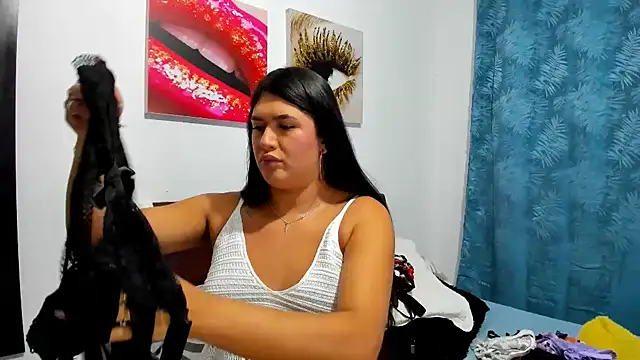 Snapshot of aleziiacam chatting on October 29, 2025, 3:31 am aleziiacam online show from October 29, 2025, 3:31 am