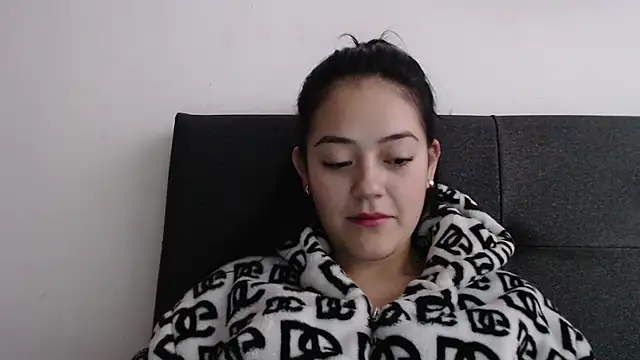 Snapshot of Alisha_99 chatting on September 25, 2025, 12:31 pm Alisha 99 online show from September 25, 2025, 12:31 pm