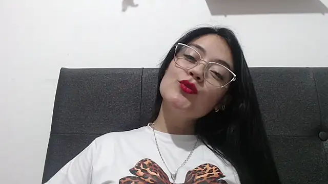 Snapshot of Alisha_99 chatting on October 27, 2025, 1:09 am Alisha 99 online show from October 27, 2025, 1:09 am