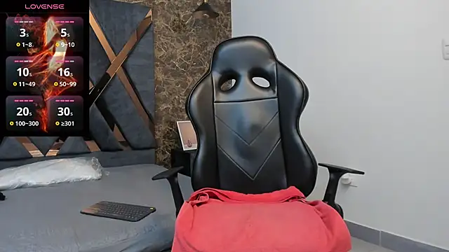 CodyWalkerR online show from December 11, 2024, 5:26 pm