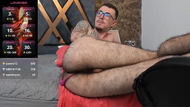 CodyWalkerR online show from December 13, 2024, 11:39 pm