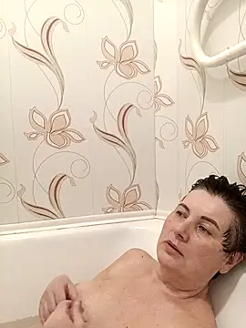 NicoleOlla online show from January 2, 2025, 1:08 pm