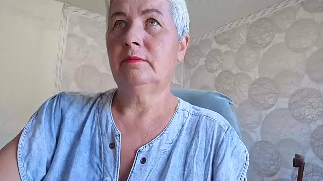 Snapshot of NicoleOlla chatting on August 9, 2026, 5:34 am NicoleOlla online show from August 9, 2026, 5:34 am