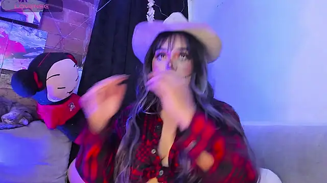 Snapshot of Pucaa_ chatting on October 23, 2025, 11:46 pm Pucaa  online show from October 23, 2025, 11:46 pm