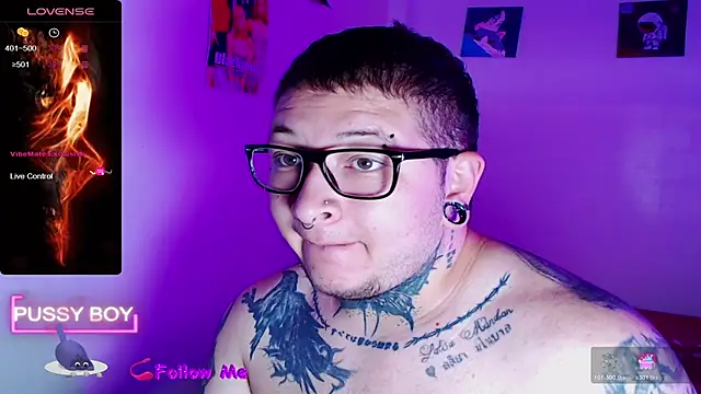 Snapshot of princeFtm chatting on November 5, 2025, 4:07 pm princeFtm online show from November 5, 2025, 4:07 pm