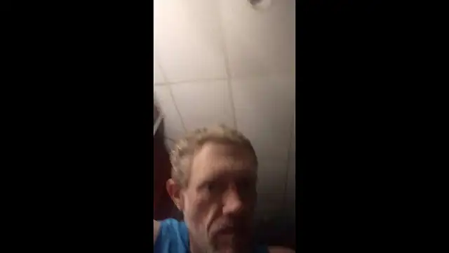 Snapshot of MCredneck chatting on December 2, 2024, 8:52 am MCredneck online show from December 2, 2024, 8:52 am