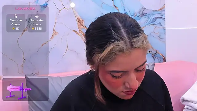 taylor cupper online show from October 10, 2025, 7:35 pm